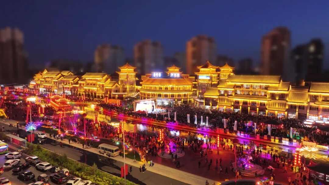 黄河湾步行街1(副本).jpg 黄河湾步行街1(副本).jpg