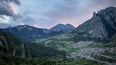 高原净土风光好 大美甘南旅游兴