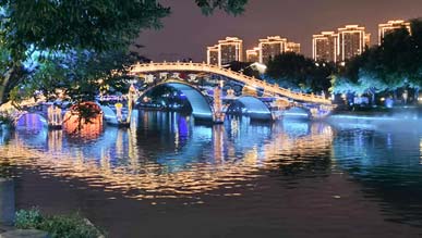 宁波南塘老街变身时尚新地标