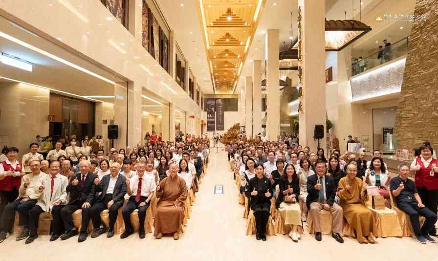 “华彩万象——石窟艺术沉浸体验”在佛光山佛陀纪念馆开展