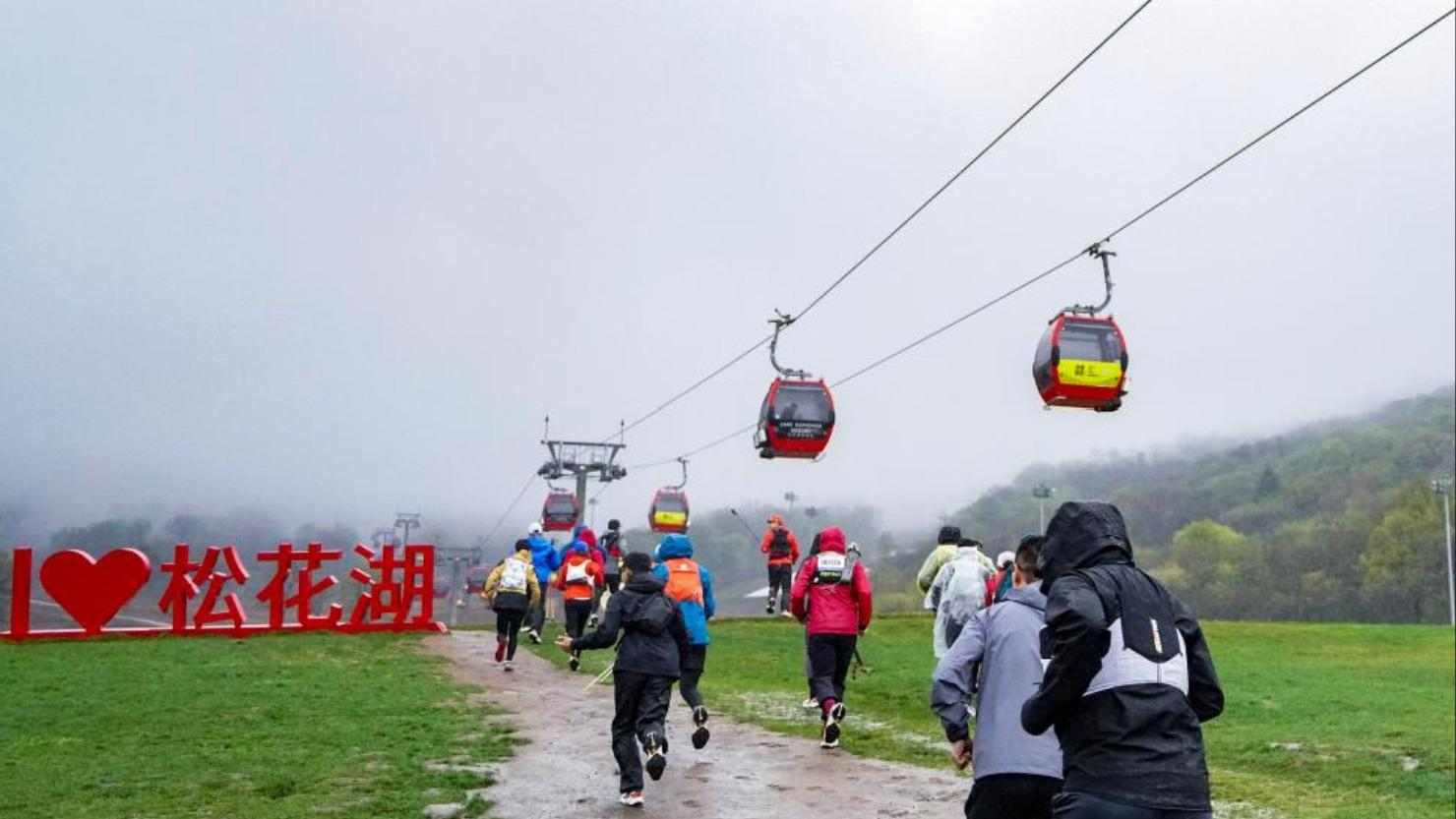 各地频出“妙招” 带活“避暑经济”