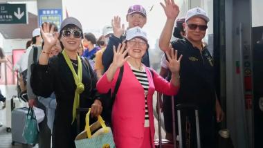 银发旅游，如何适老又悦老？