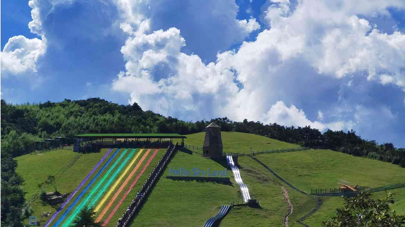 越来越多小众城市突然爆红，宝藏小城不断扩容