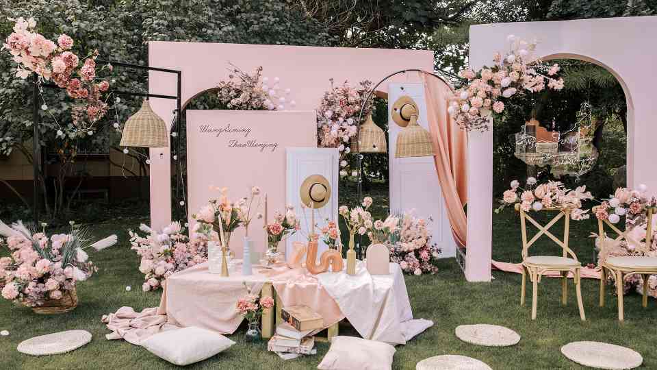 目的地婚礼渐成趋势，“甜蜜经济”催生文旅新业态